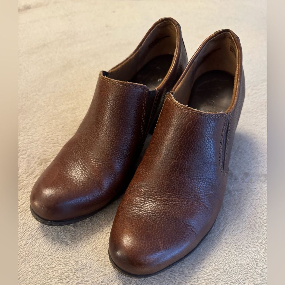 BOC Born Concepts Leather Low Ankle Booties size 6.5